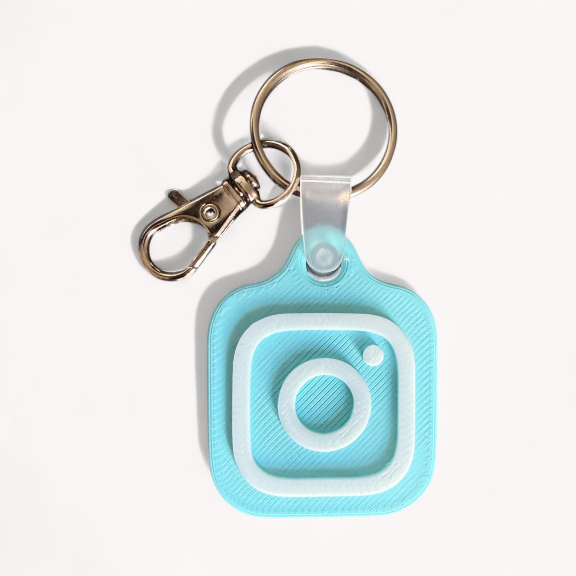 Instagram 3D tag