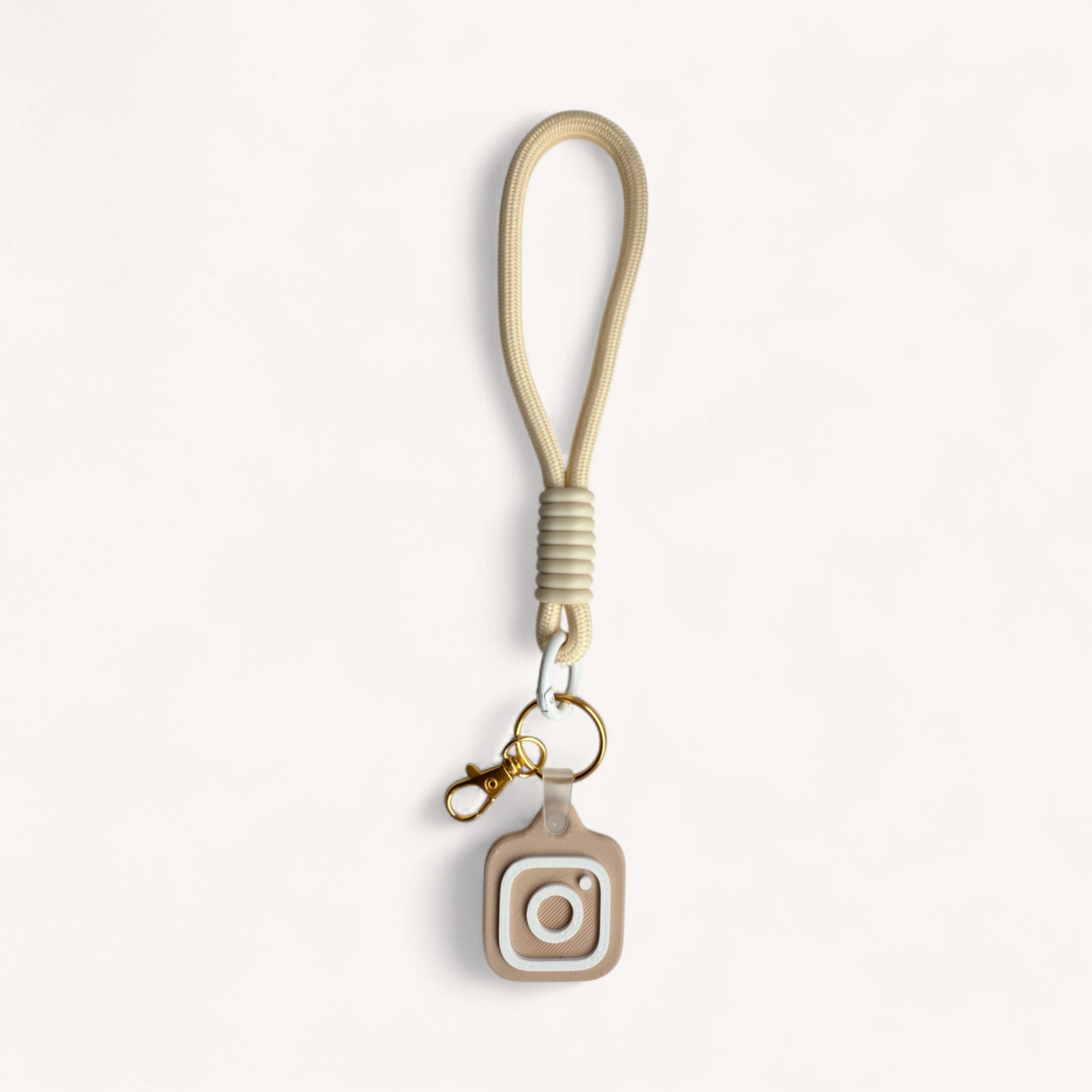 Pastel cream charm