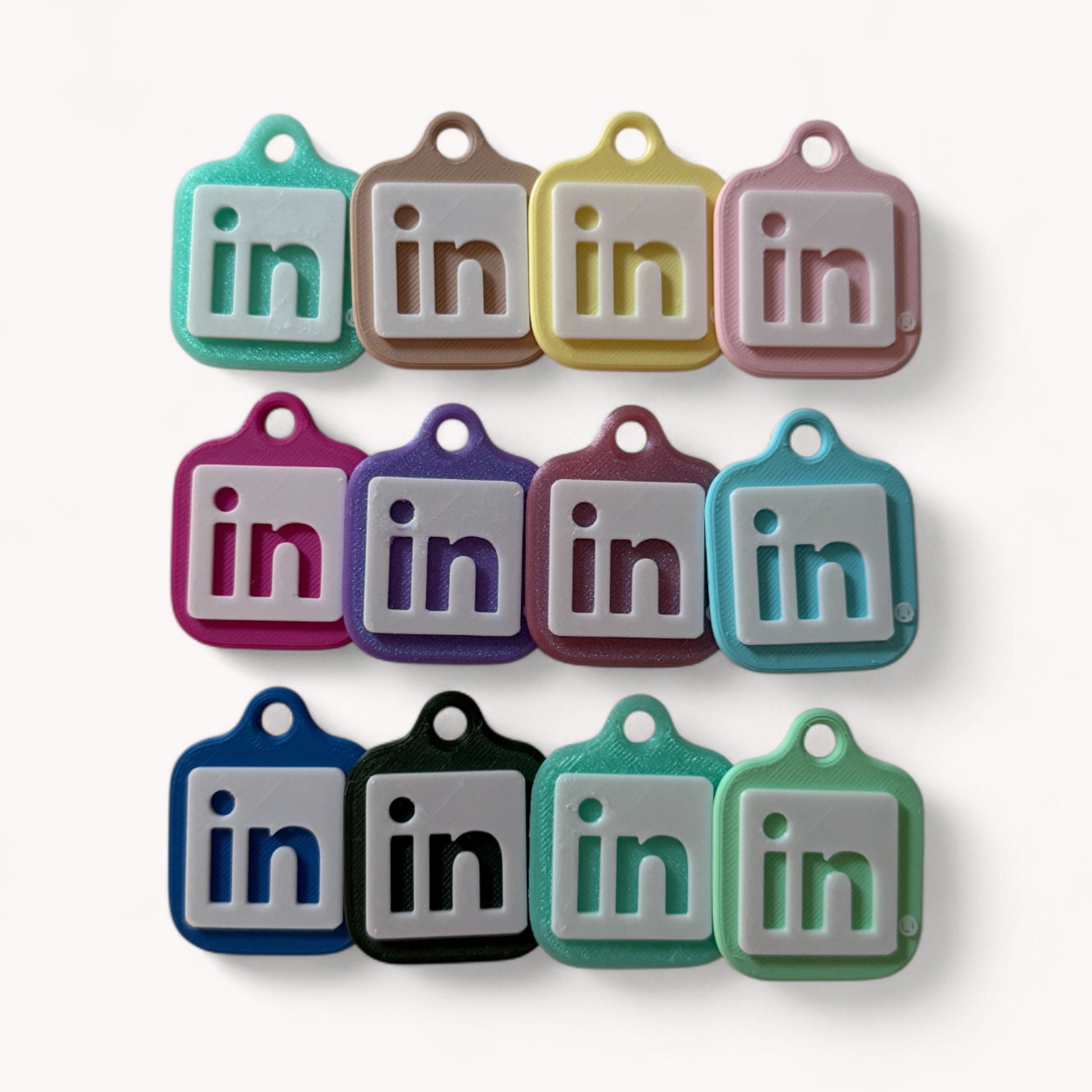 LinkedIn 3D tag